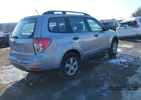 2013 Subaru Forester 2.5X из США, поврежденный, VIN JF2SHABC0DH413768